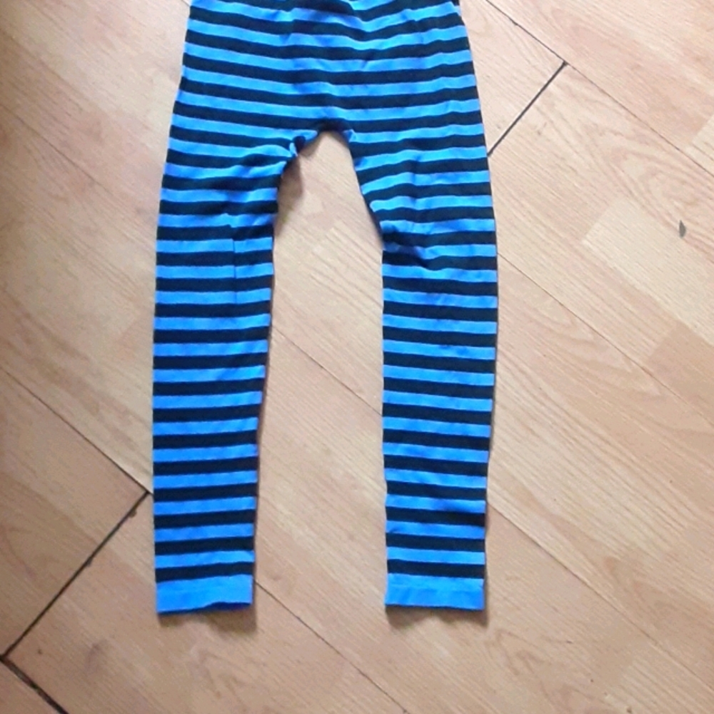 Girls striped leggings